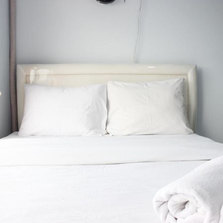 Modest 2Br Apartment At The Jarrdin Cihampelas By Travelio バンドゥン エクステリア 写真