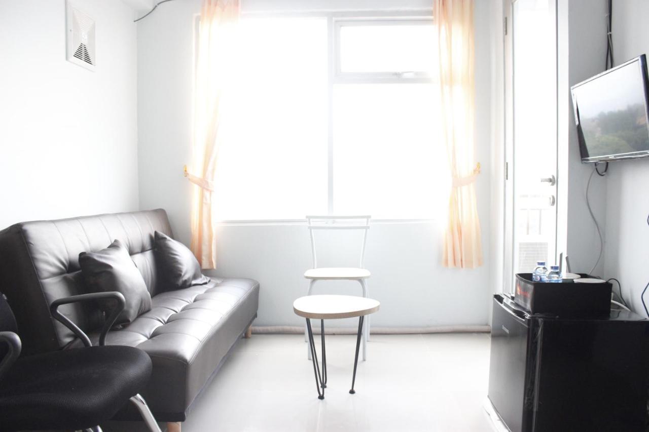 Modest 2Br Apartment At The Jarrdin Cihampelas By Travelio バンドゥン エクステリア 写真