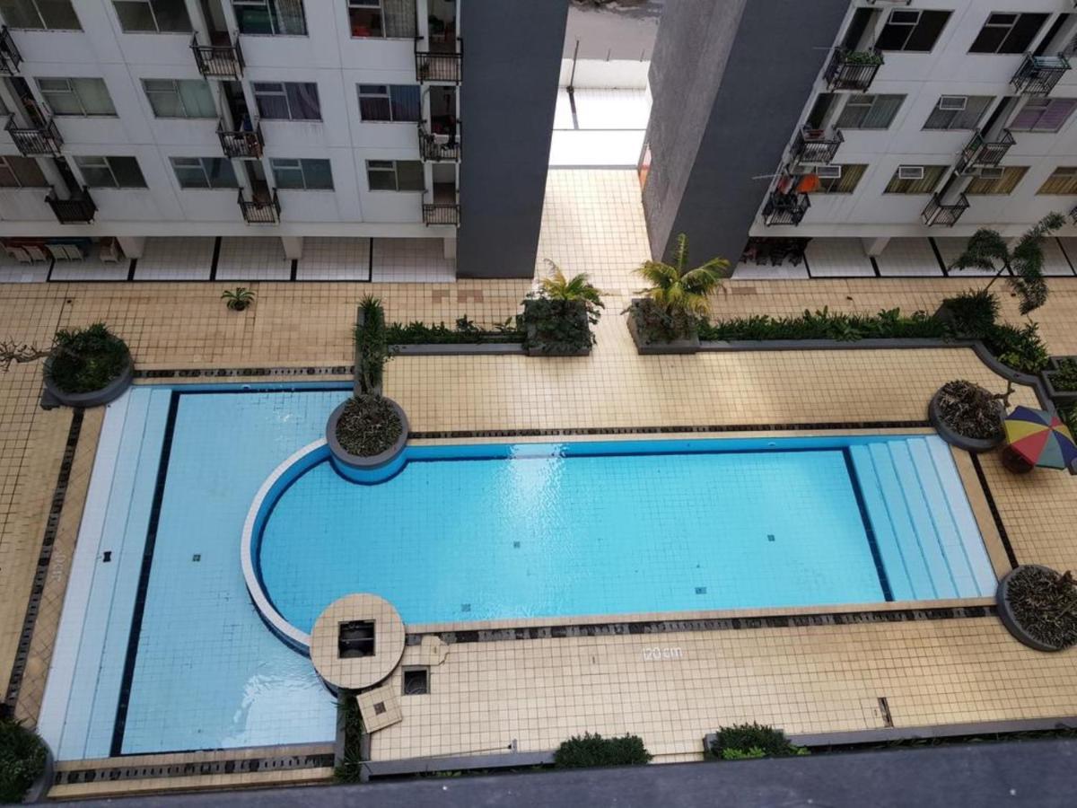 Modest 2Br Apartment At The Jarrdin Cihampelas By Travelio バンドゥン エクステリア 写真